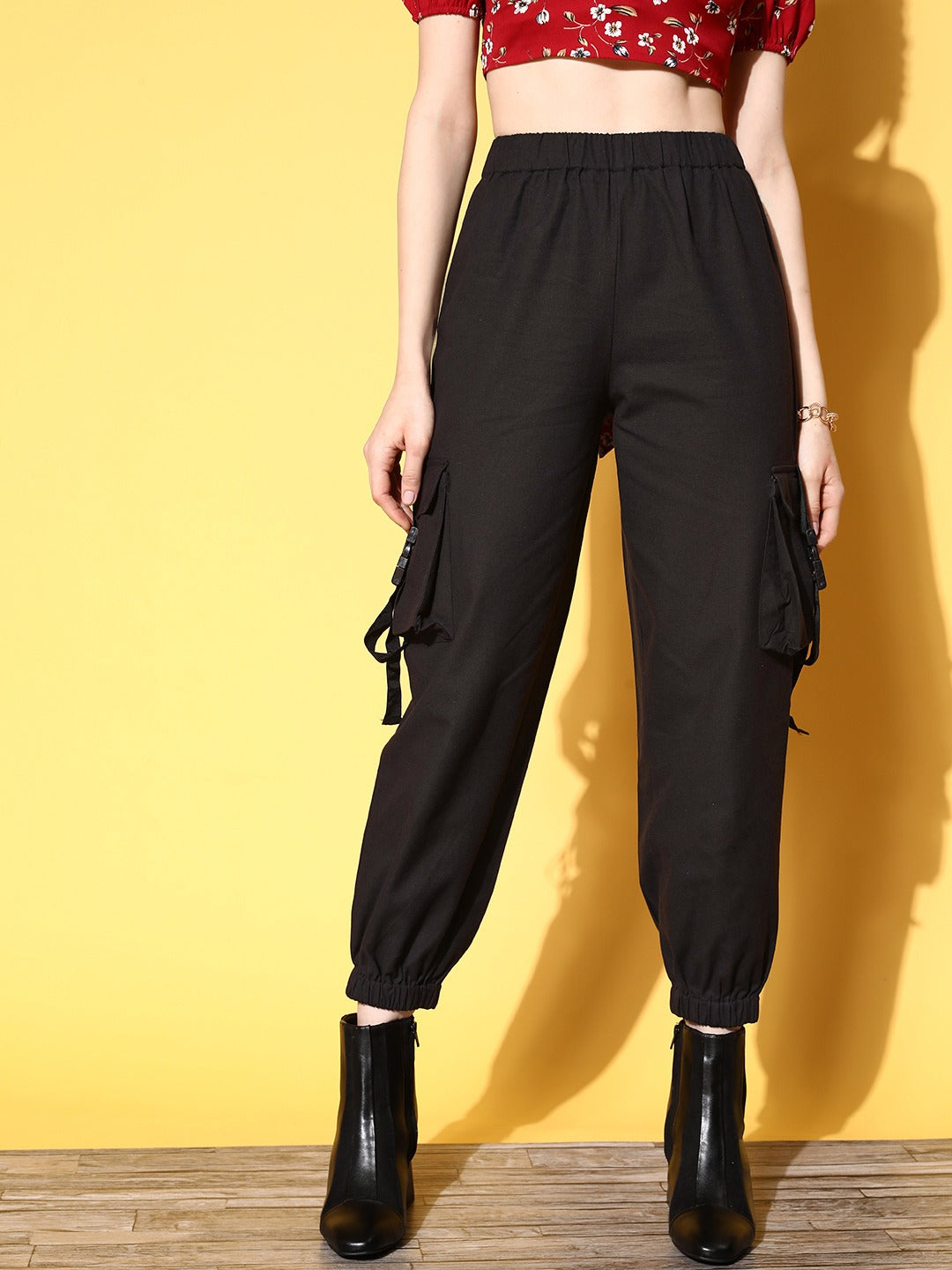 Women Solid Black Loose Fit High-Rise Waist Slip-On Trousers